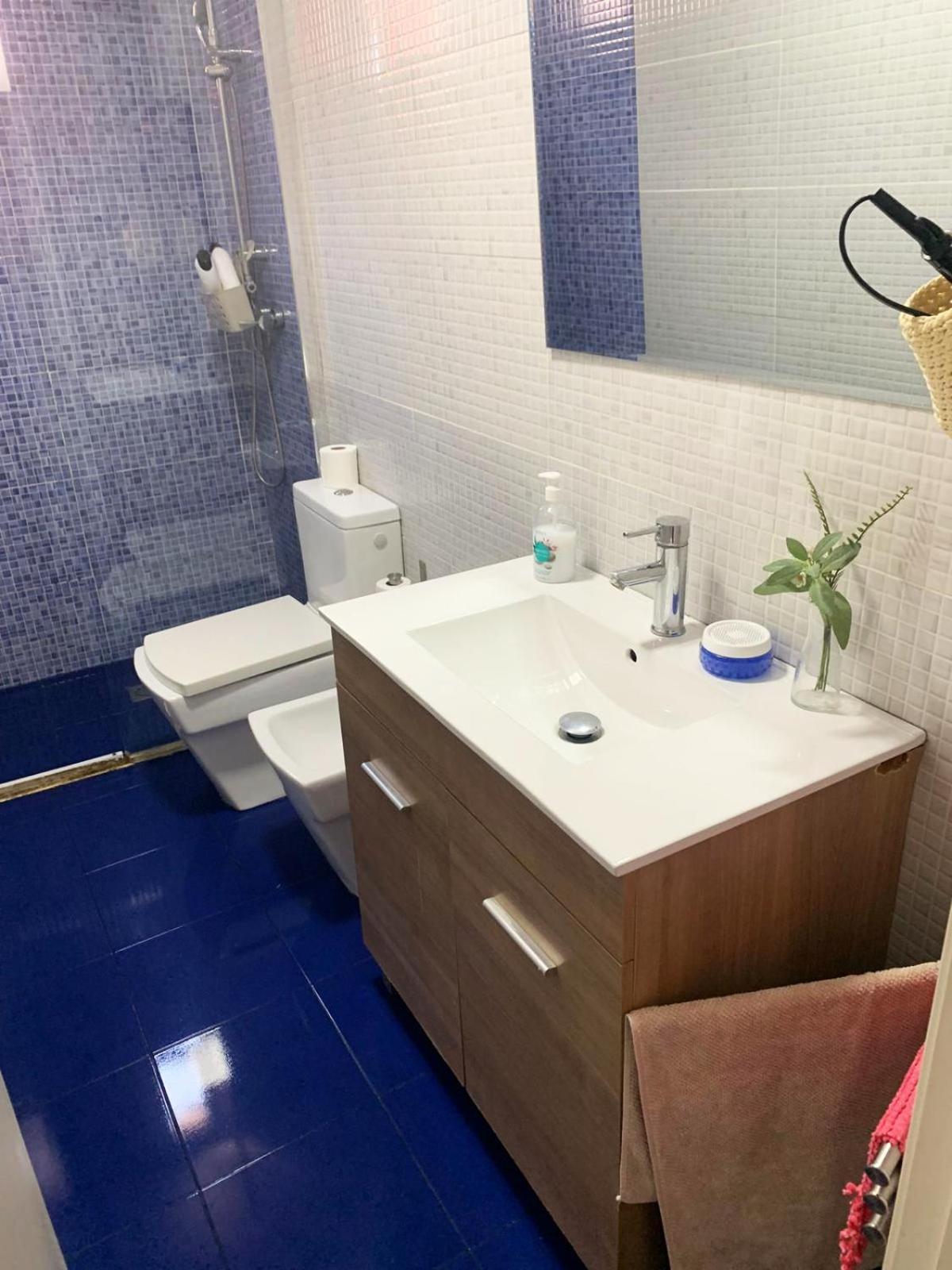 Peres I Valero Habitaciones En Piso Compartido Valencia Exteriör bild